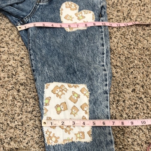 PACSUN High Rise Straight Leg Jeans Size 24 Blue Acid Wash Teddy Bear Patchwork - Picture 8 of 11